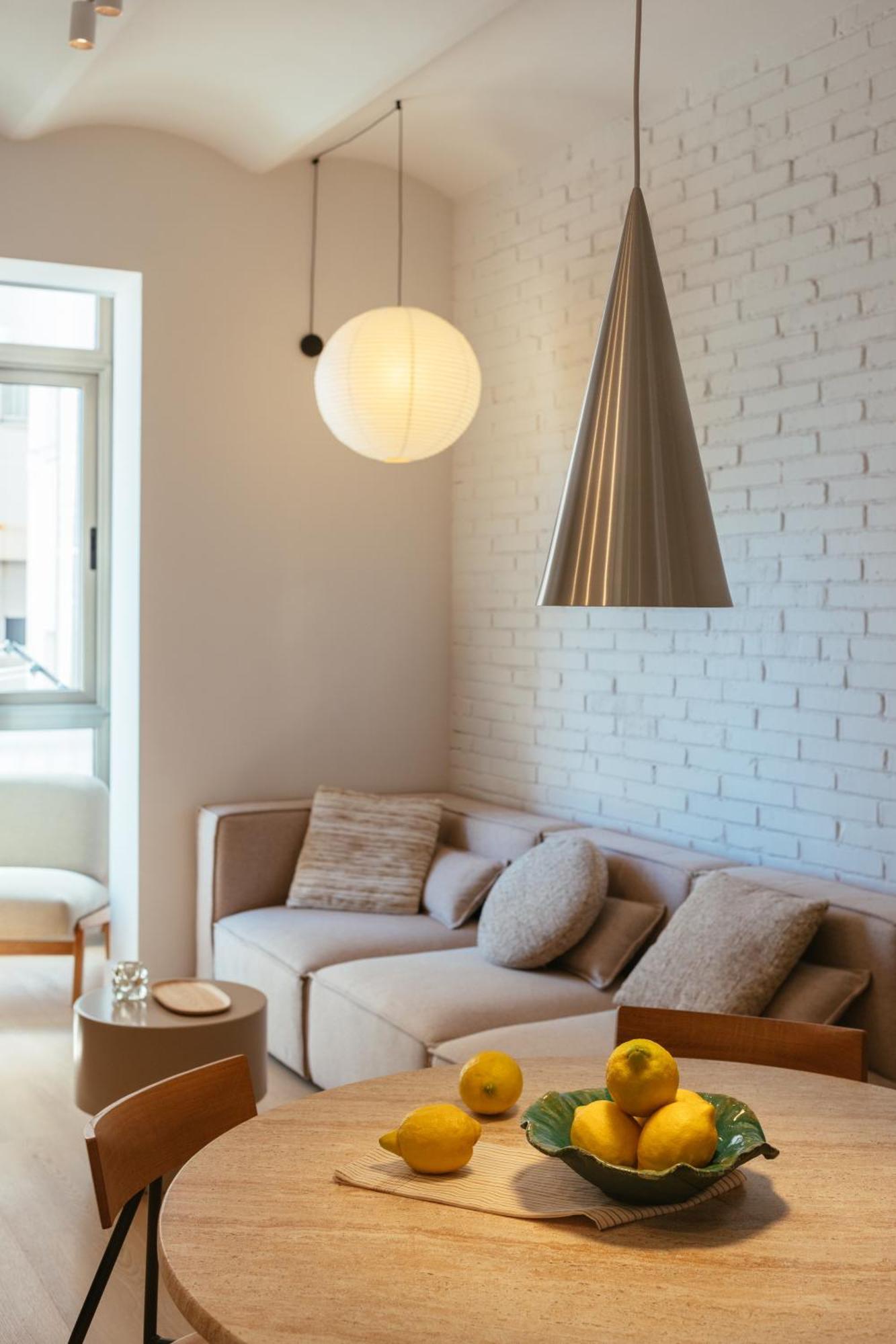 Newly Renovated Stylish Eixample - Great Location Barcelona Eksteriør bilde